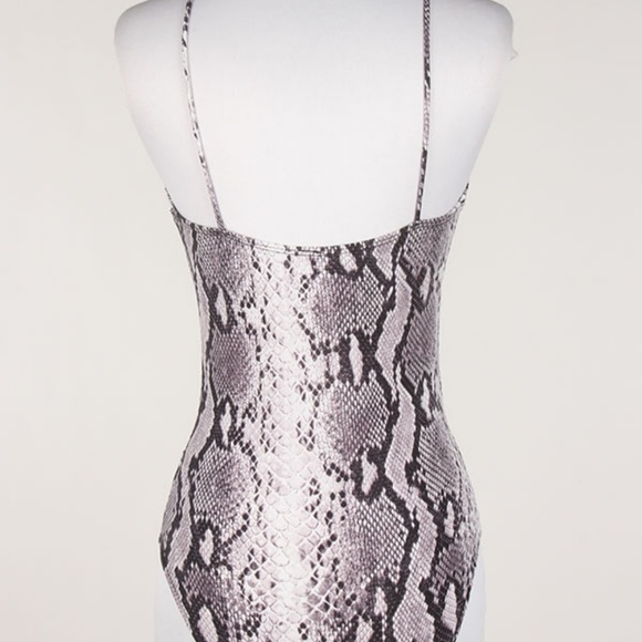 Snake Print Bodysuit - Picture 4 of 5